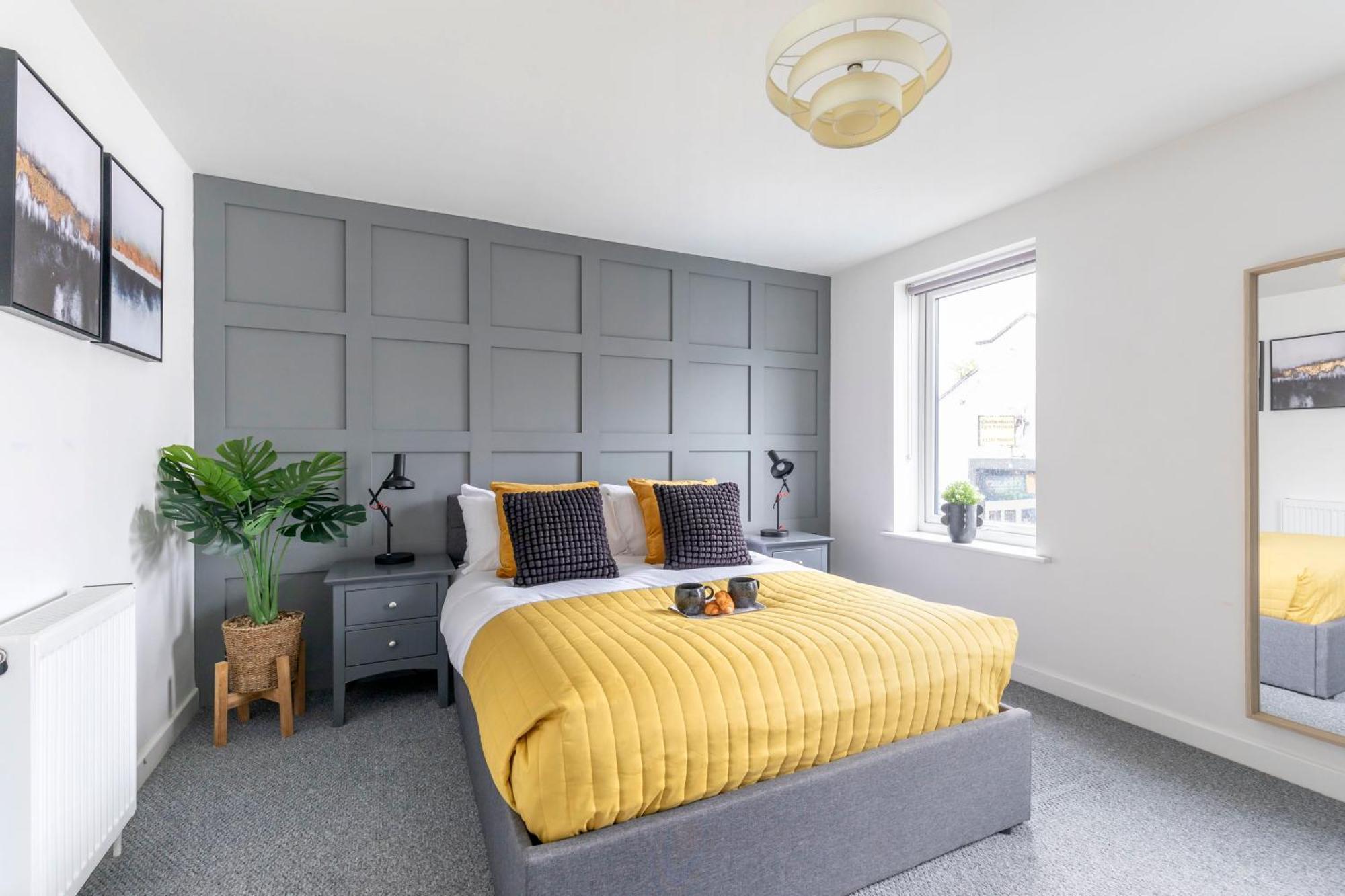 Modern Four Bedroom Four Bathroom Home Cheltenham Exterior foto